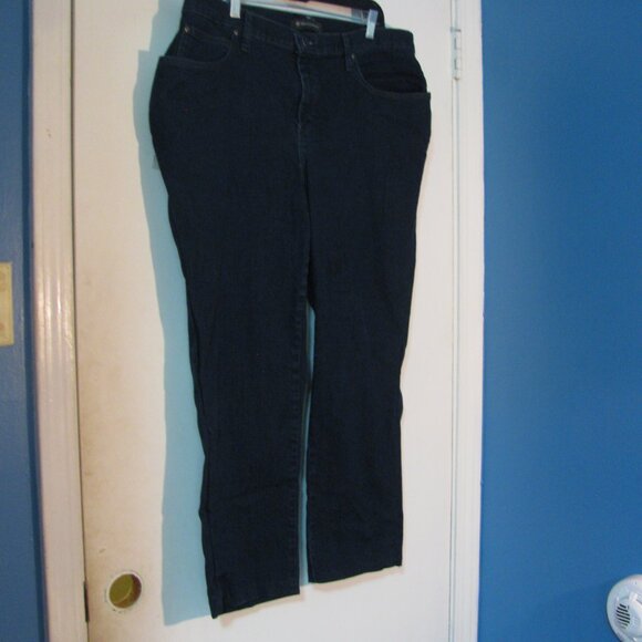 Lee Platinum Label Jeans Plus Size 16W Denim Blue Jean Relaxed Like New Short - Picture 4 of 7